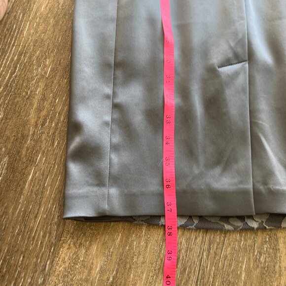 Jax Sheath Formal Velvet and Lace Size 4 Dress - Picture 10 of 11